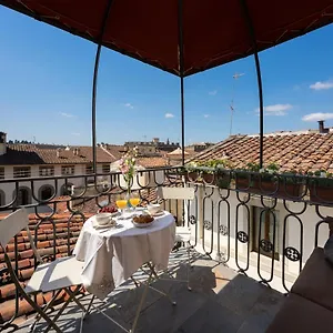 Apartment Terrace In Piazza Strozzi-center Of, Florence